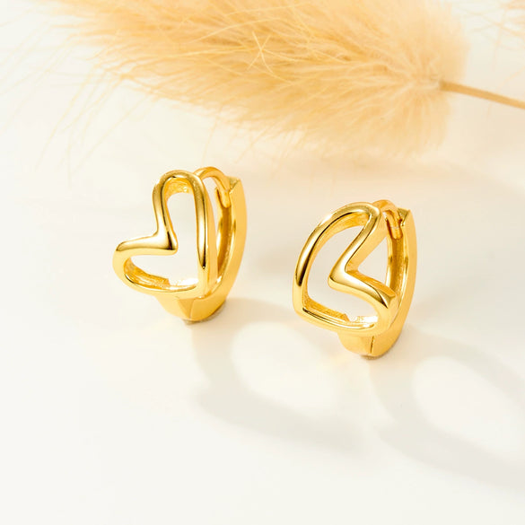 Wholesale S925 Sterling Silver Heartshaped Cute Style Earrings With Seiko Design