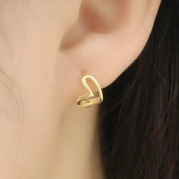 Wholesale S925 Sterling Silver Heartshaped Cute Style Earrings With Seiko Design