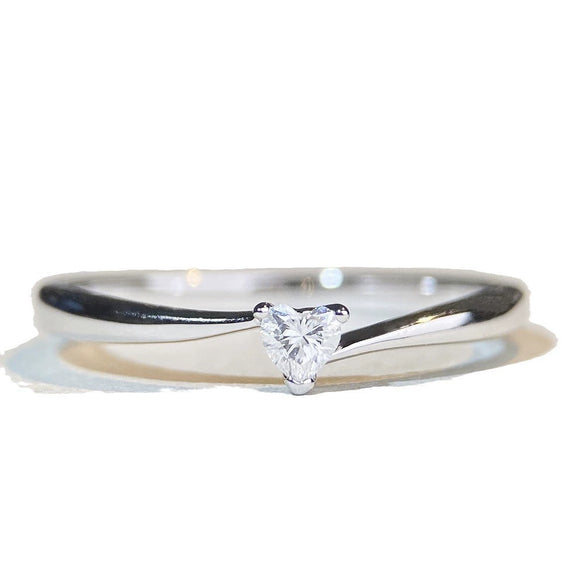 Wholesale S925 Sterling Silver Heartshaped Love Mosan Ring For Female With Moissanite
