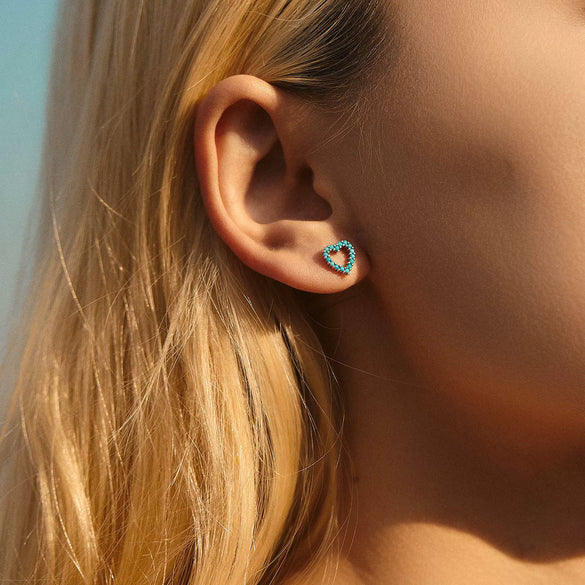 Wholesale S925 Sterling Silver Hollow Heart Stud Earrings For Women With Sweet Style And Diamond Treatment