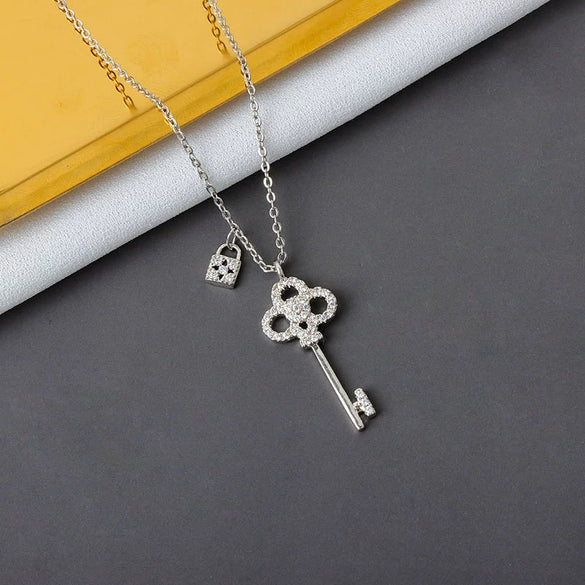 Wholesale S925 Sterling Silver Key Lock Necklace For Women With Cross Chain And Electroplating Treatment