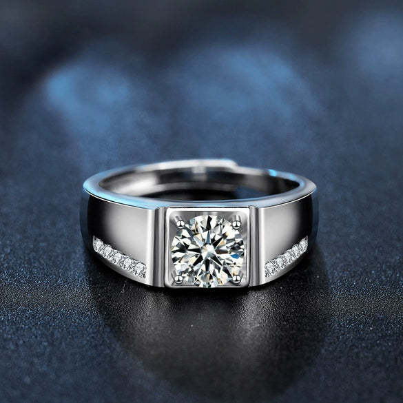 Wholesale S925 Sterling Silver Moissanite Couple Rings With The Crown Pattern And Chic Geometric Style