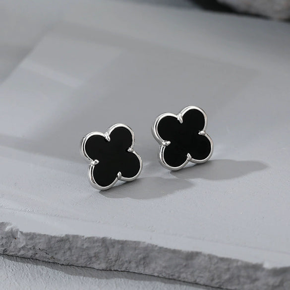 Wholesale S925 Sterling Silver Necklace With Black Agate And Four Leaf Pattern Electroplated Women's