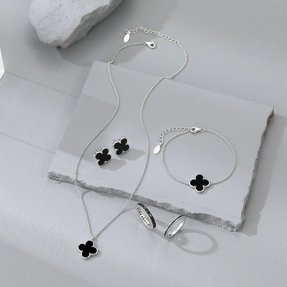 Wholesale S925 Sterling Silver Necklace With Black Agate And Four Leaf Pattern Electroplated Women's