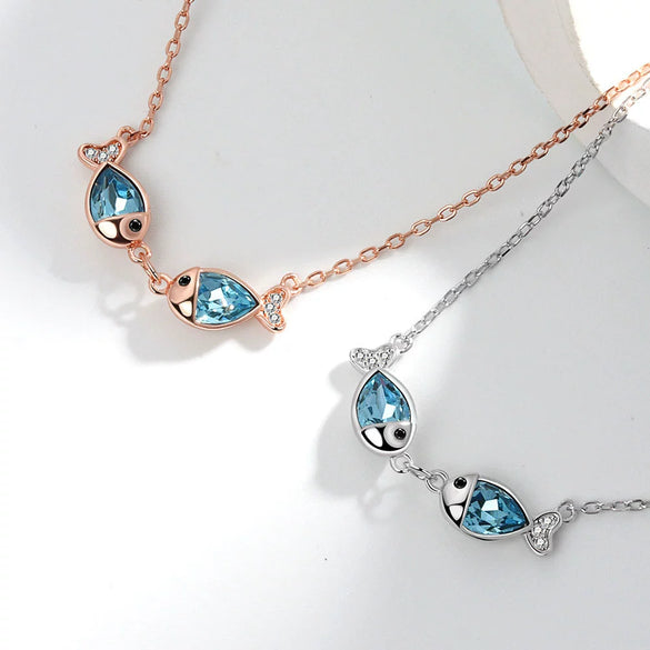 Wholesale S925 Sterling Silver Necklace With Geometric Design And Fish Kiss Pendant For Women