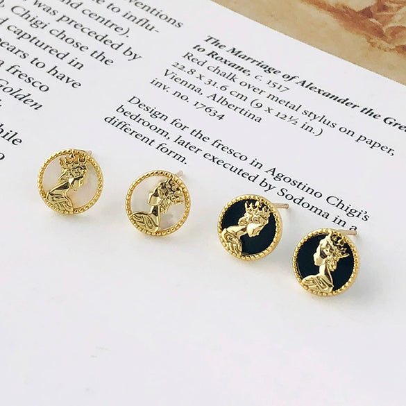 Wholesale S925 Sterling Silver Niche Epoxy Motherofpearl Queen Portrait Cartoon Characters Electroplated Women's Earrings