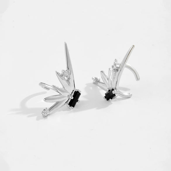 Wholesale S925 Sterling Silver Non Perforated Ear Bone Clip Earrings With Geometric Pattern Electroplated In Platinum Or 18K Gold Simple And Trendy For Women And Unisex
