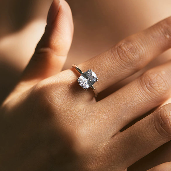 Wholesale S925 Sterling Silver Oval Dove Eggshaped Geometric Inlaid Zircon Ring For Women