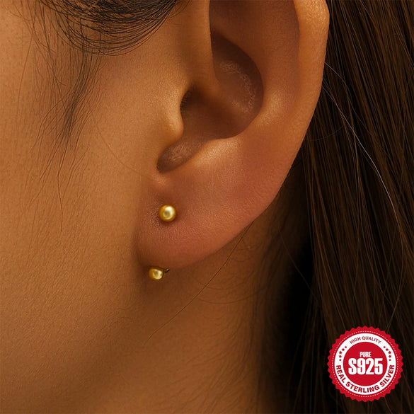 Wholesale S925 Sterling Silver Round Bead Fashionable Ear Studs Earrings With Electroplating For Women Horse Eyes Design