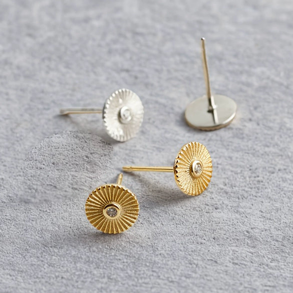 Wholesale S925 Sterling Silver Round Geometric Texture Earrings With Sunflower Design Simple Exquisite Retro Style Seiko Crafted Unisex
