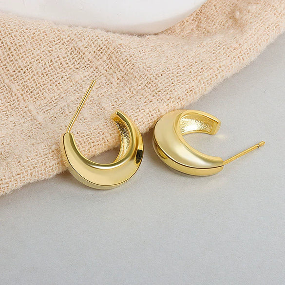 Wholesale S925 Sterling Silver Simple Irregular Concave And Convex Goldplated Female Stud Earrings