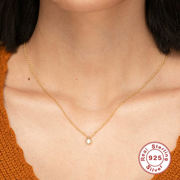 Wholesale S925 Sterling Silver Single Diamond Clavicle Necklace With Geometric Pattern And K Gold Plated Electroplating For Women