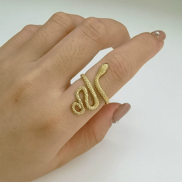 Wholesale S925 Sterling Silver Snake Animal Ring With Electroplating Treatment Adjustable Opening Fashion Trend