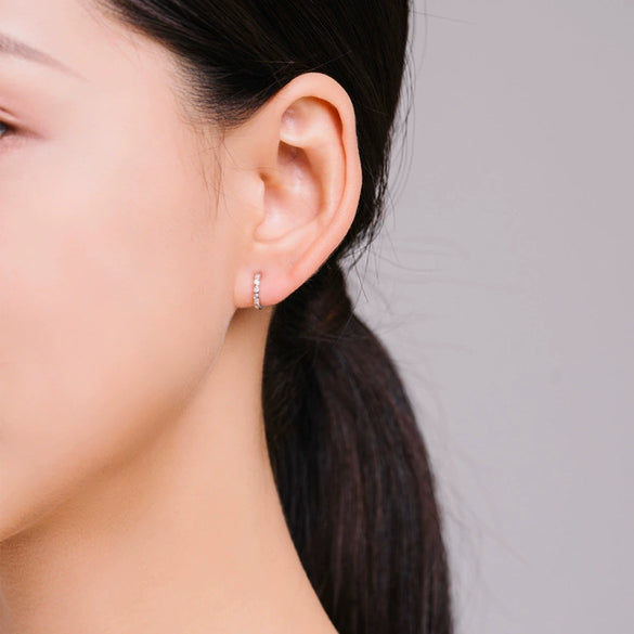 Wholesale S925 Sterling Silver Sweet Cute Row Diamond Earrings With Geometric Design And Seiko Craftsmanship