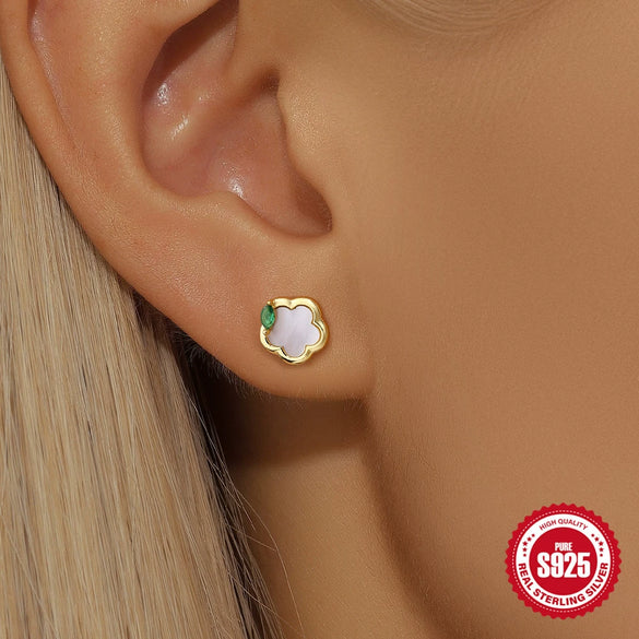 Wholesale S925 Sterling Silver Women's Geometric Flower Stud Earrings With Electroplating