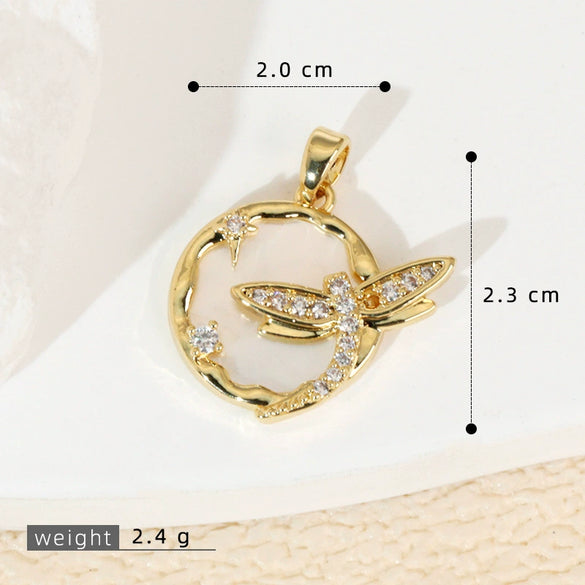 Wholesale Shell Necklace Pendant With Copper Plated Geometric Moon Red Star And Heart Shape Accessories