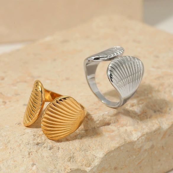 Wholesale Shell Shaped Open Ring With Marine Elements And Animal Zodiac Pattern Simple Style Made Of Stainless Steel With Electroplating