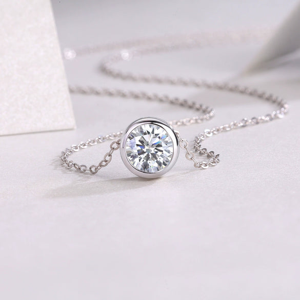 Wholesale Silver 925 Clavicle Chain Pendant Necklace With Moissanite Inlay Geometric Style
