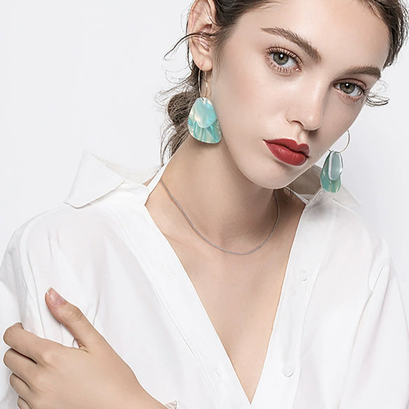 Wholesale 925 Silver Clavicle Chain With Geometric Pattern And Electroplating Process