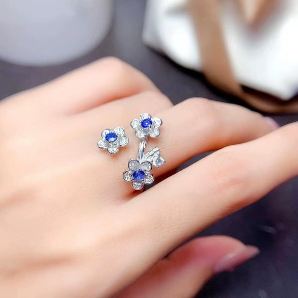 Wholesale 925 Silver Electroplated Fairy Style Flower Pattern Ring Inlaid With Natural Sapphire For Women
