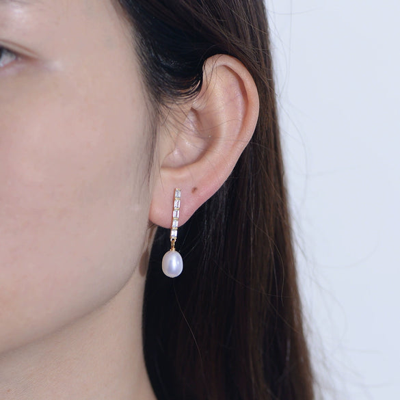 Wholesale 925 Silver Freshwater Pearl Stud Earrings With Geometric Design For Women Fashion Ol Style