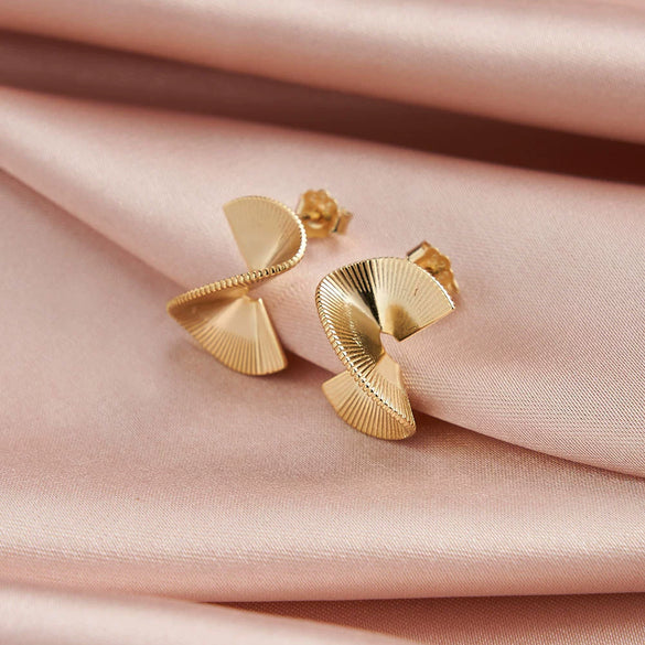 Wholesale Silver Geometric Earrings With Gold Inlaid Autumn New High Sense Unique Temperament