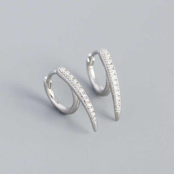Wholesale 925 Silver Geometric Heavy Industry Metal Long Rivet Earrings For Women With Electroplating