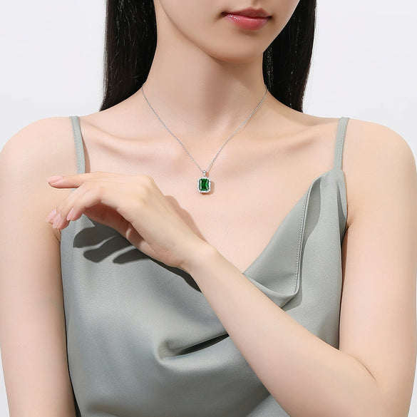 Wholesale 925 Silver Geometric Light Luxury Retro Pendant Necklace For Women
