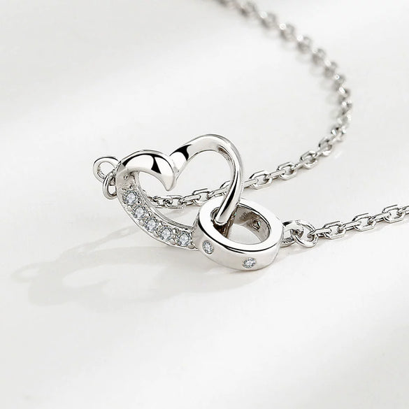 Wholesale 925 Silver Heartshaped Geometric Design Women's Necklace Pendant Accessories