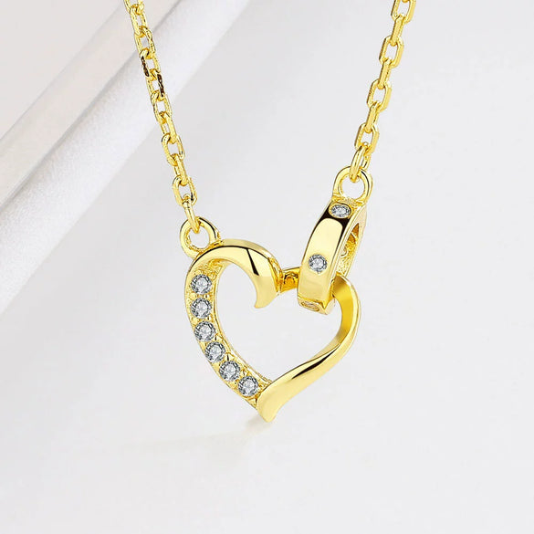 Wholesale 925 Silver Heartshaped Geometric Design Women's Necklace Pendant Accessories