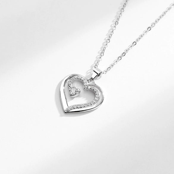 Wholesale Silver Heartshaped Pendant Necklace For Female