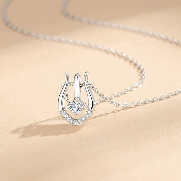 Wholesale Silver Jewelry Ushaped Horseshoe Pendant Necklace For Women With Diamond Design
