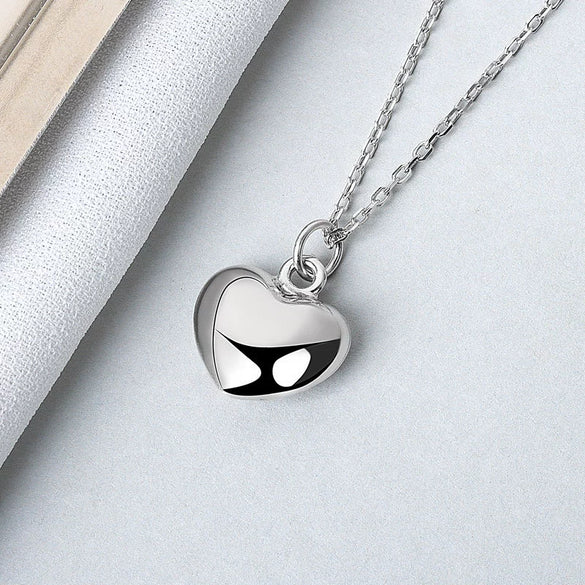 Wholesale Silver 925 Love Heart Shape Pendant Necklace With Cross Chain And Electroplating Treatment