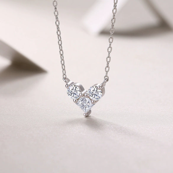 Wholesale 925 Silver Moissanite Inlaid Geometric Pendant Necklace For Women Fashion Light Luxury Clavicle Chain
