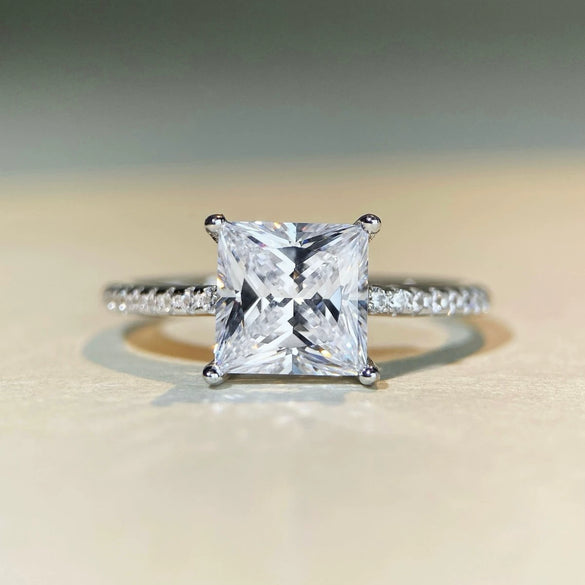 Wholesale Silver Moissanite Ring With Geometric Shape And Electroplating For Women