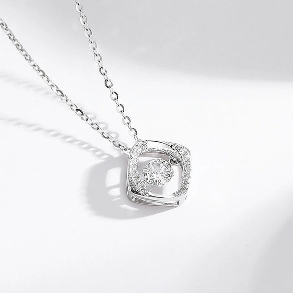 Wholesale Silver Necklace Light Luxury Style Heart Pendant