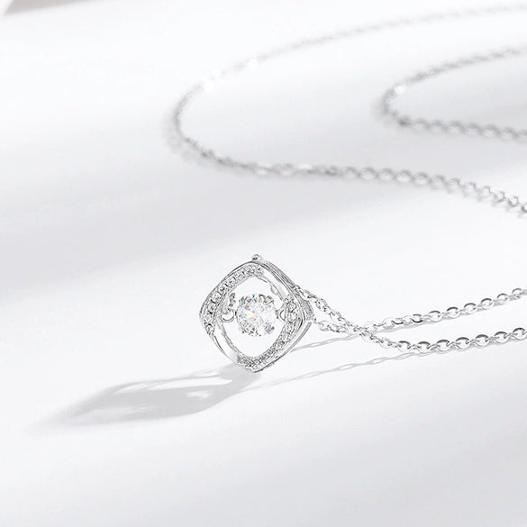 Wholesale Silver Necklace Light Luxury Style Heart Pendant