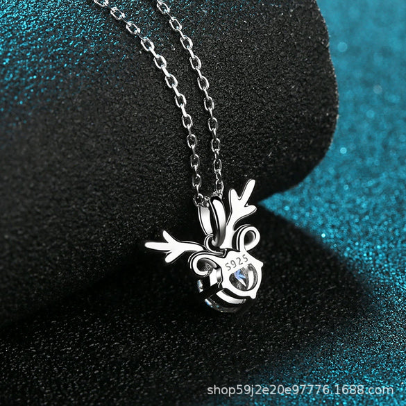 Wholesale Silver Necklace With Animal Zodiac Pattern Plated Pt950 Fourclaw Setting Artificial Diamond Clavicle Chain