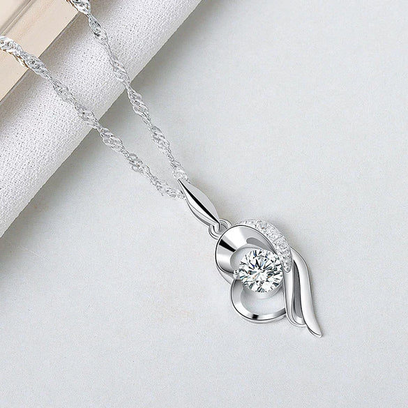Wholesale Silver Necklace With Heart Pendant And Electroplating Treatment