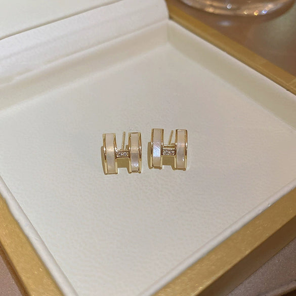 Wholesale Silver Needle Earrings With Real Gold Electroplated Metal Letter Pattern Light Luxury Style