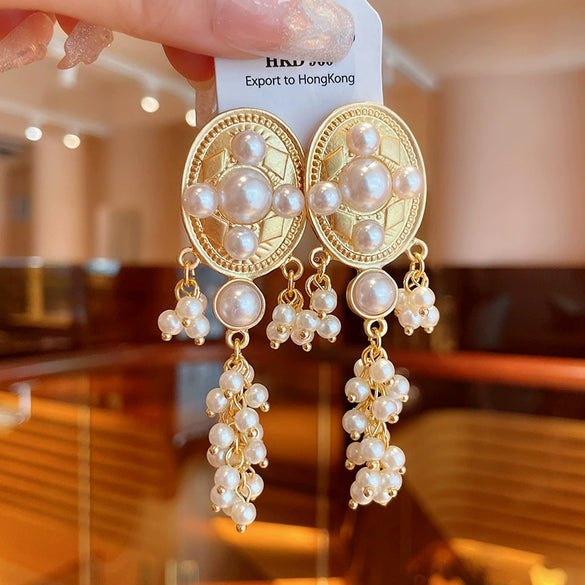 Wholesale Silver Needle Geometric Twist Diecast Metal Earrings For Women With Electroplating Treatment