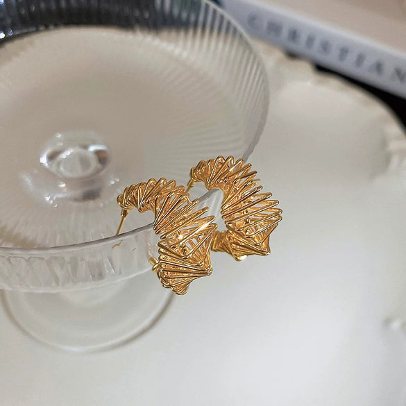 Wholesale Silver Needle Geometric Twist Diecast Metal Earrings For Women With Electroplating Treatment