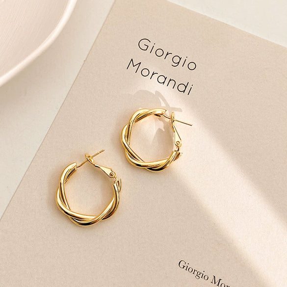 Wholesale Silver Needle Geometric Twist Diecast Metal Earrings For Women With Electroplating Treatment