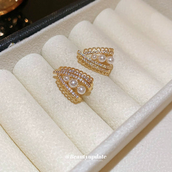 Wholesale Silver Needle Imitation Pearl Zircon Lace Earrings With Flower Design Light Luxury Women's Earrings