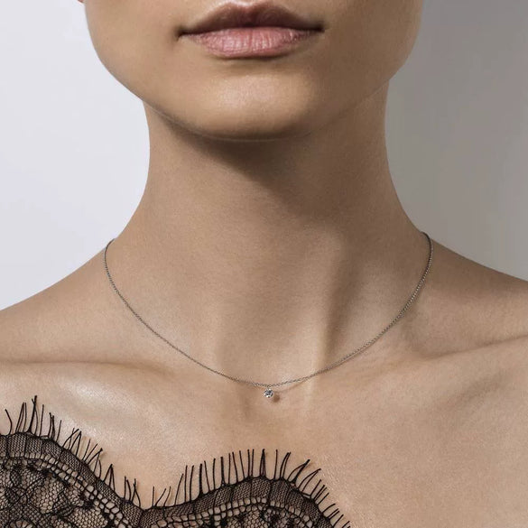 Wholesale 925 Silver Single Zirconium Lady Necklace With Geometric Design And Elegant Style