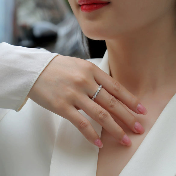 Wholesale 925 Silver Women's Fashion Geometric Moissanite Ring
