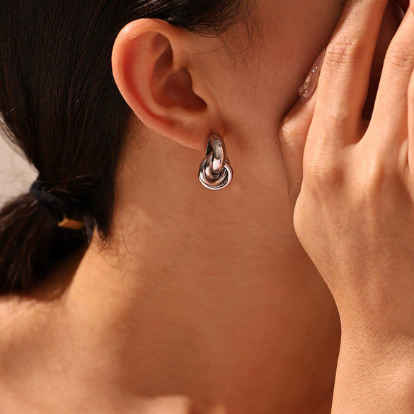 Wholesale Simple Circle Line Winding Earrings In Niche Design Made Of Stainless Steel With 18K Gold Plated Electroplating And Geometric Styling