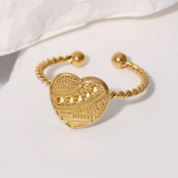 Wholesale Simple Electroplated Stainless Steel Heart Shape Ring Jewelry For Women