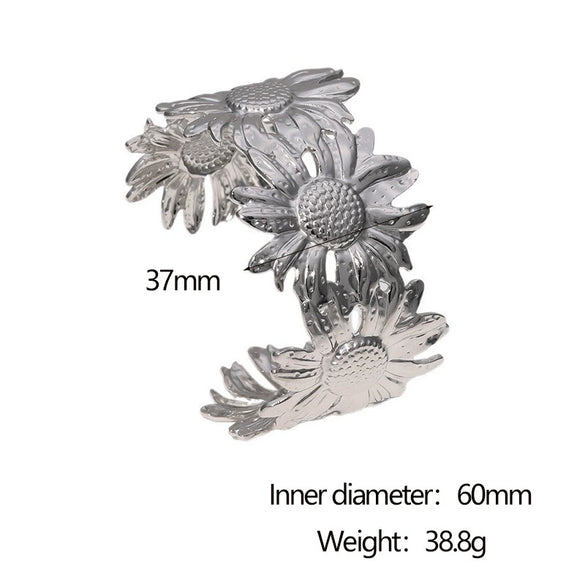 Wholesale Simple Electroplated Stainless Steel Sunflower Bracelet For Women