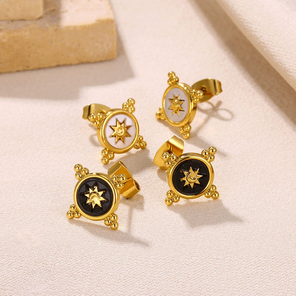 Wholesale Simple Elegant Geometric Star Copper Earrings With Electroplating Treatment
